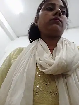 Simmi-00 online show from 05-14-26, 04:08
