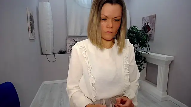 Snapshot of wild_temptation_ chatting on 06-05-26, 05:25 wild temptation online show from 06-05-26, 05:25