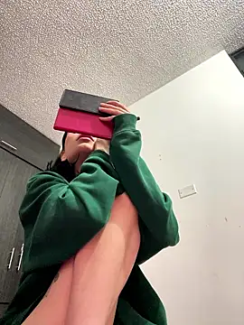 she-dulce online show from 06-12-26, 02:49