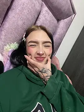 she-dulce online show from 06-19-26, 01:21