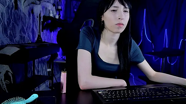 SeraphineSparda online show from 07-06-26, 03:03