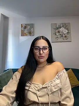 Snapshot of AnyEvyy chatting on 06-20-26, 06:27 AnyEvyy online show from 06-20-26, 06:27