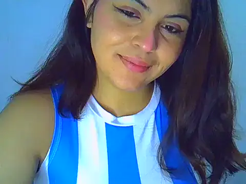 Snapshot of -GINN- chatting on 06-23-26, 05:33 -GINN- online show from 06-23-26, 05:33