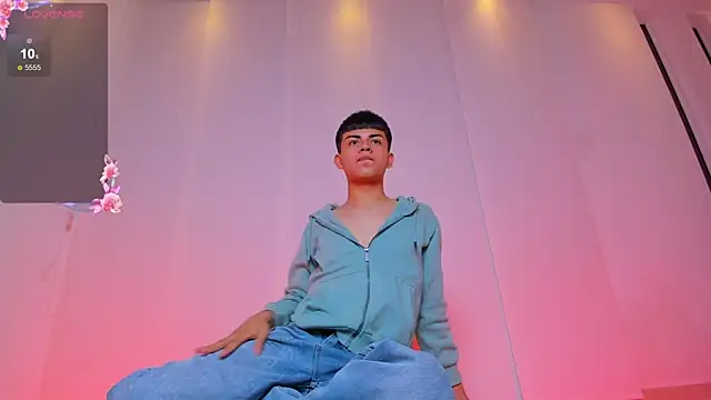 Asher Young online show from 05-19-26, 01:11