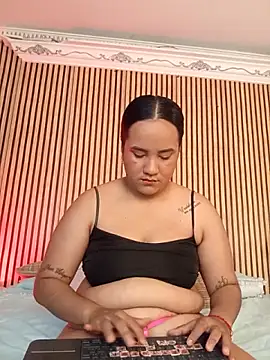 Snapshot of NATY_BUSTOS chatting on 05-09-26, 05:51 NATY BUSTOS online show from 05-09-26, 05:51