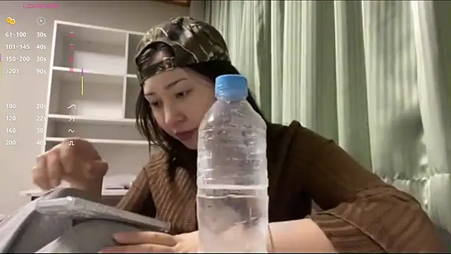 Sonata Asky online show from 06-17-26, 09:34
