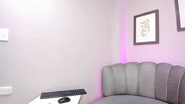 Roxanna moore online show from 06-22-26, 01:29