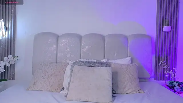 ScarlettVelvet online show from 06-26-26, 01:15
