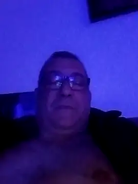 Snapshot of Soloyan chatting on 12-24-24, 06:44 Soloyan online show from 12-24-24, 06:44