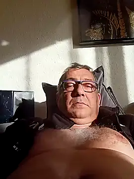 Snapshot of Soloyan chatting on 01-17-25, 08:56 Soloyan online show from 01-17-25, 08:56