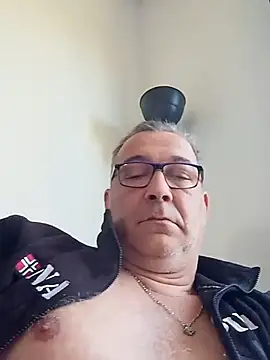 Snapshot of Soloyan chatting on 03-02-25, 03:27 Soloyan online show from 03-02-25, 03:27