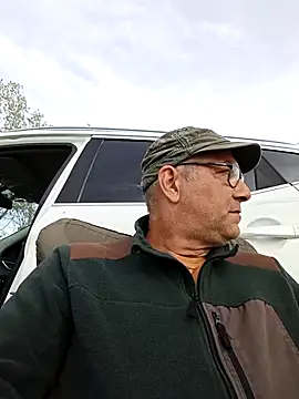 Snapshot of Soloyan chatting on 09-09-25, 08:03 Soloyan online show from 09-09-25, 08:03