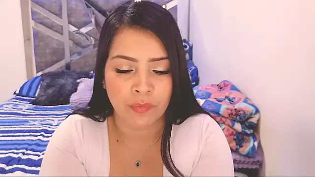 Victoria rossx online show from 07-13-26, 06:33