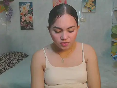Snapshot of ur_asiankat chatting on 05-15-26, 04:52 ur asiankat online show from 05-15-26, 04:52