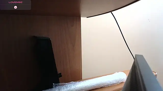 Melania Cook online show from 06-12-26, 04:06