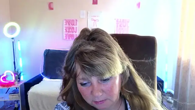 Melania Cook online show from 06-14-26, 02:41