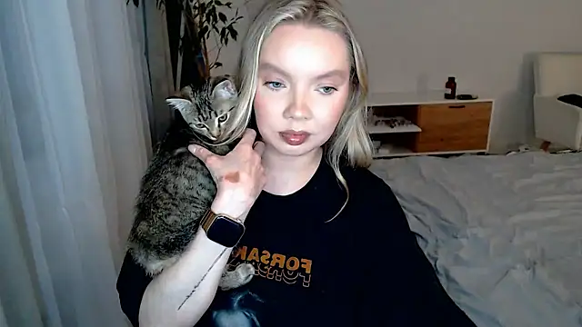 PolinaXXXXXJones online show from 06-05-26, 04:56