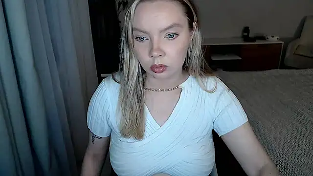 PolinaXXXXXJones online show from 06-09-26, 05:35