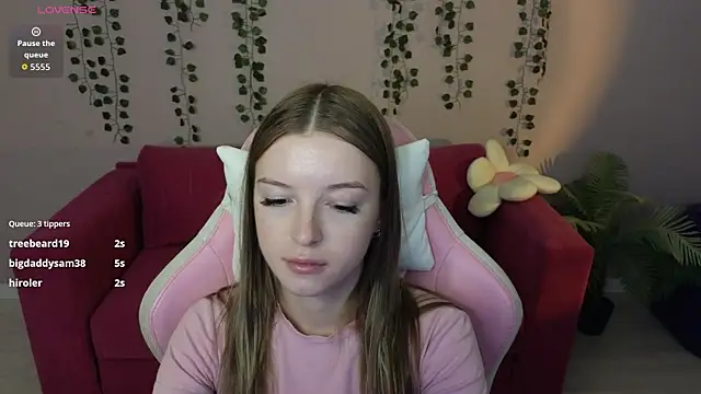 Snapshot of Eva_Th0mpson chatting on 07-07-26, 06:47 Eva Th0mpson online show from 07-07-26, 06:47