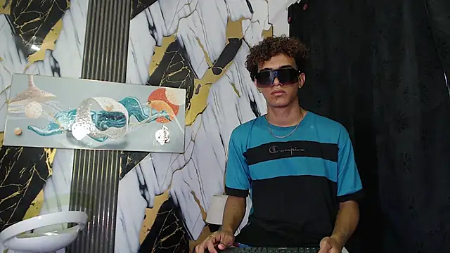GOLDEN 2026 online show from 06-16-26, 07:27