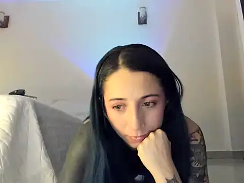 EvangelineLoveee online show from 06-26-26, 03:11
