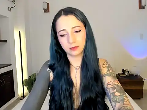 EvangelineLoveee online show from 07-15-26, 08:47
