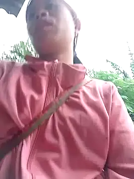 daisyy2 online show from 07-28-26, 11:17