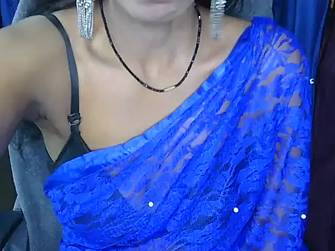 Snapshot of wild_minakshi chatting on 05-30-26, 04:31 wild minakshi online show from 05-30-26, 04:31