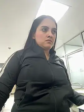 marianm29-1 online show from 05-03-26, 07:25