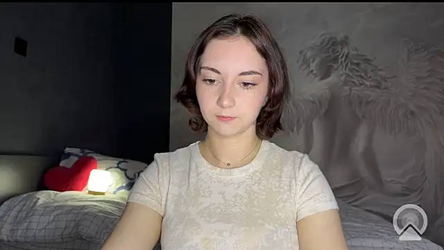 Amalia Lambert 13 online show from 05-22-26, 07:19