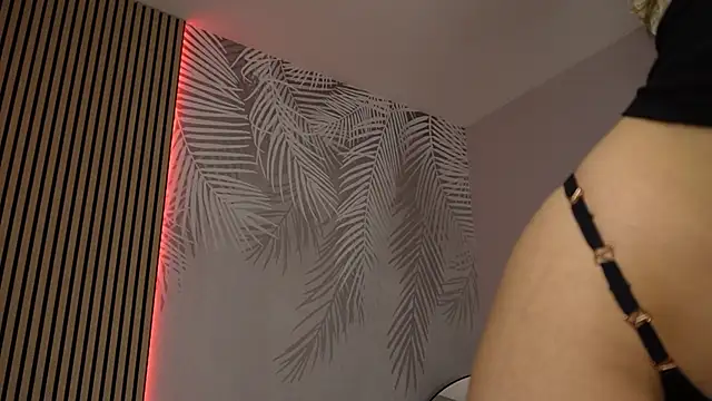 Snapshot of MiaVelvety chatting on 05-31-26, 07:26 MiaVelvety online show from 05-31-26, 07:26