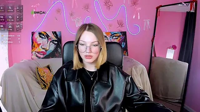 gia lee  online show from 05-12-26, 12:35