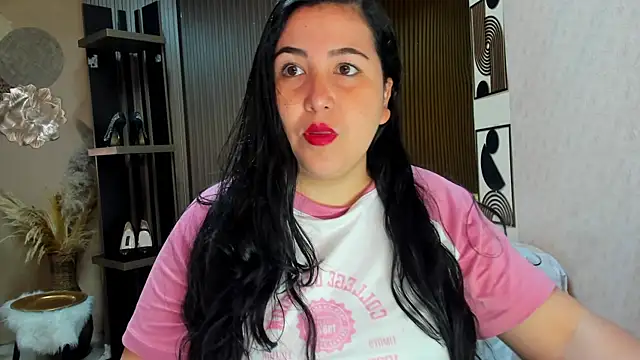 BBWLuxuryMuse online show from 05-18-26, 11:16