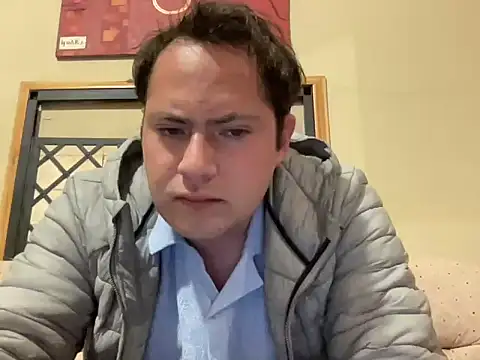 Snapshot of alecsgzz chatting on 07-05-26, 04:19 alecsgzz online show from 07-05-26, 04:19
