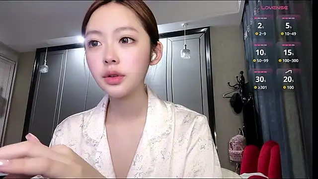 Snapshot of keke-20081130 chatting on 06-17-26, 03:35 keke-20081130 online show from 06-17-26, 03:35