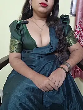 Hot-CouplesX online show from 06-11-26, 04:49