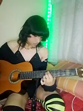 Snapshot of Liil_bunny chatting on 06-20-26, 05:10 Liil bunny online show from 06-20-26, 05:10