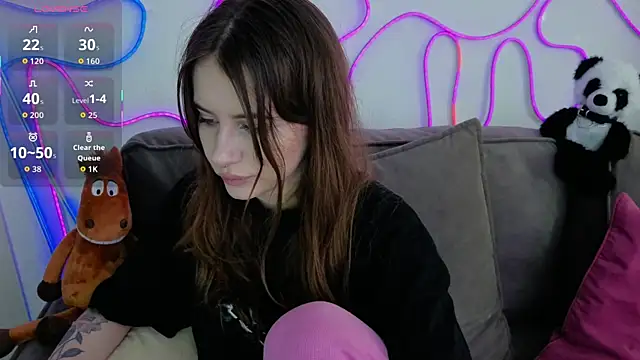 evvaavve online show from 08-08-26, 03:58