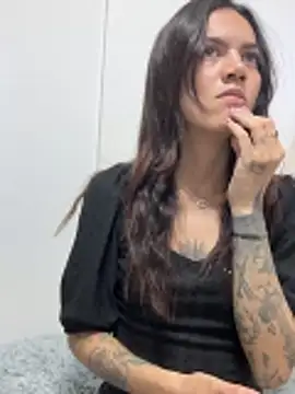Snapshot of VeroJenkins_ chatting on 05-18-26, 03:24 VeroJenkins online show from 05-18-26, 03:24