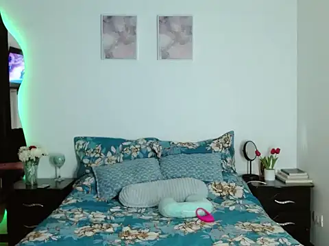 Obsidianlove1 online show from 05-31-26, 05:04