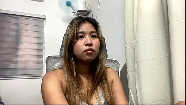 Snapshot of SammyFaragoza chatting on 05-10-26, 02:17 SammyFaragoza online show from 05-10-26, 02:17