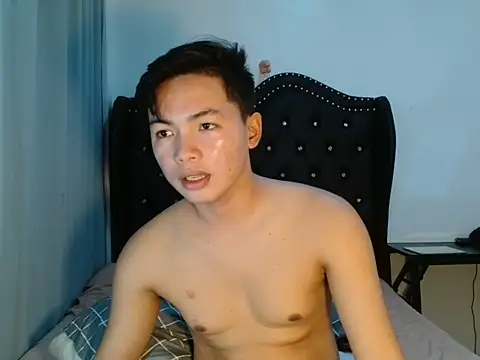 Snapshot of hot_asian02 chatting on 08-05-26, 01:08 hot asian02 online show from 08-05-26, 01:08