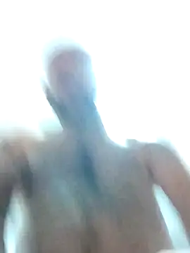 Snapshot of AndresvargasQ123 chatting on 06-17-26, 04:48 AndresvargasQ123 online show from 06-17-26, 04:48