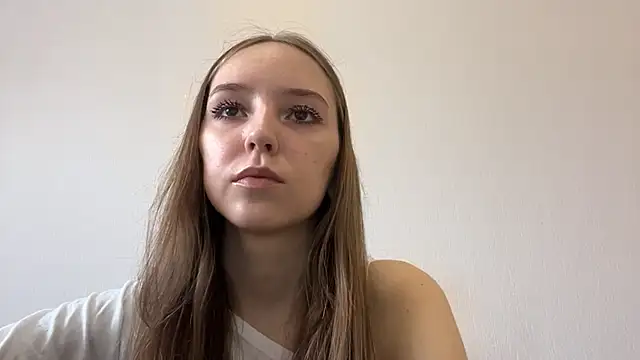 QueenBalensiefen online show from 05-05-26, 04:20