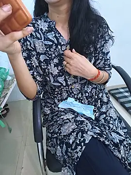 Snapshot of zoya_baby_ chatting on 06-22-26, 06:54 zoya baby online show from 06-22-26, 06:54