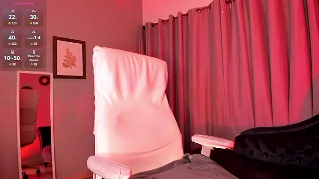 Scarlet Big boobs online show from 07-15-26, 04:18