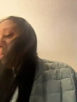 Cloe-Fire online show from 05-12-26, 11:18