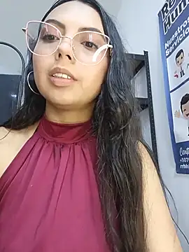 Snapshot of JENNIFER__03 chatting on 08-04-26, 04:53 JENNIFER 03 online show from 08-04-26, 04:53