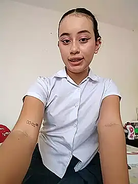 L0lita Emi12 online show from 06-11-26, 03:21