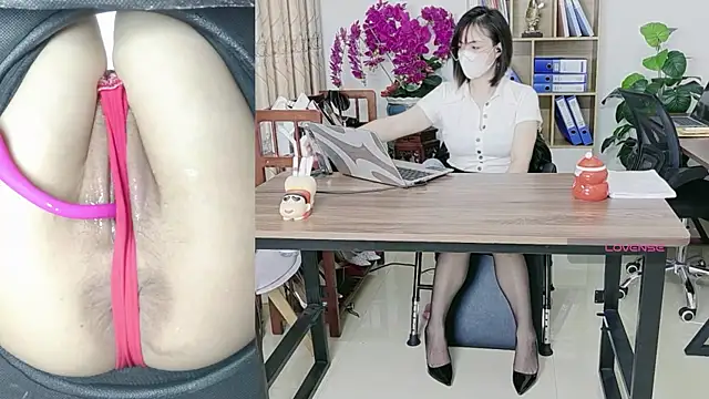 Snapshot of Elidabeth_Mart chatting on 07-09-26, 02:37 Elidabeth Mart online show from 07-09-26, 02:37